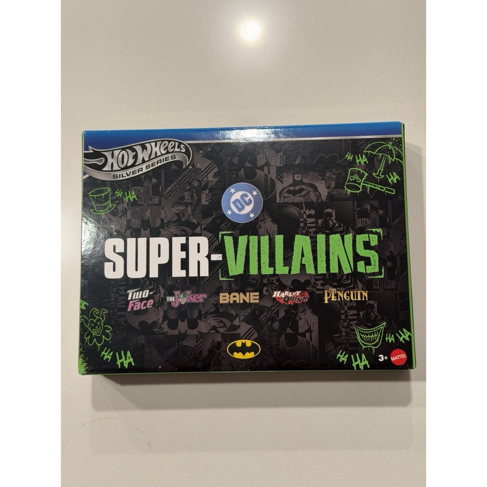 Hot Wheels Silver Series DC Super-Villains 5-Vehicle Pack Two-Face Joker Bane